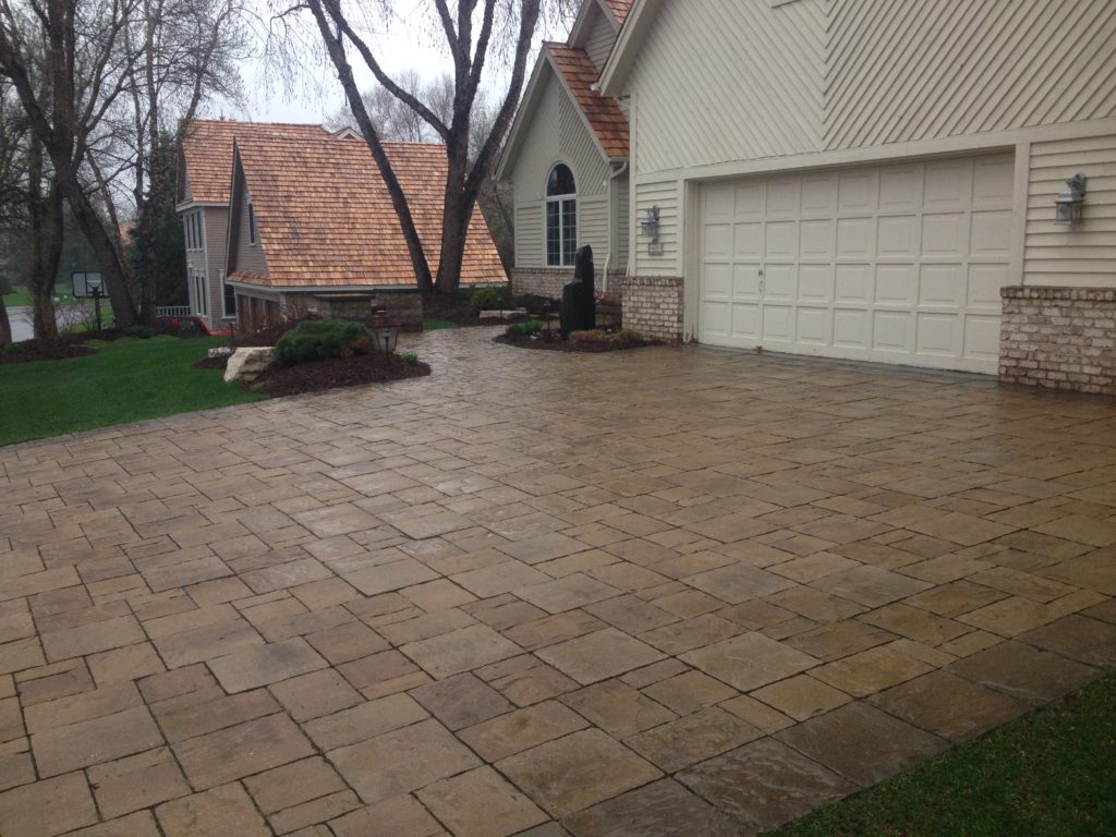 Paver Driveway | Alternative to Concrete | Landscapes Unlimited