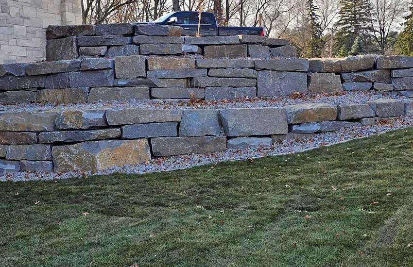 Granite retaining wall construction Minnesota