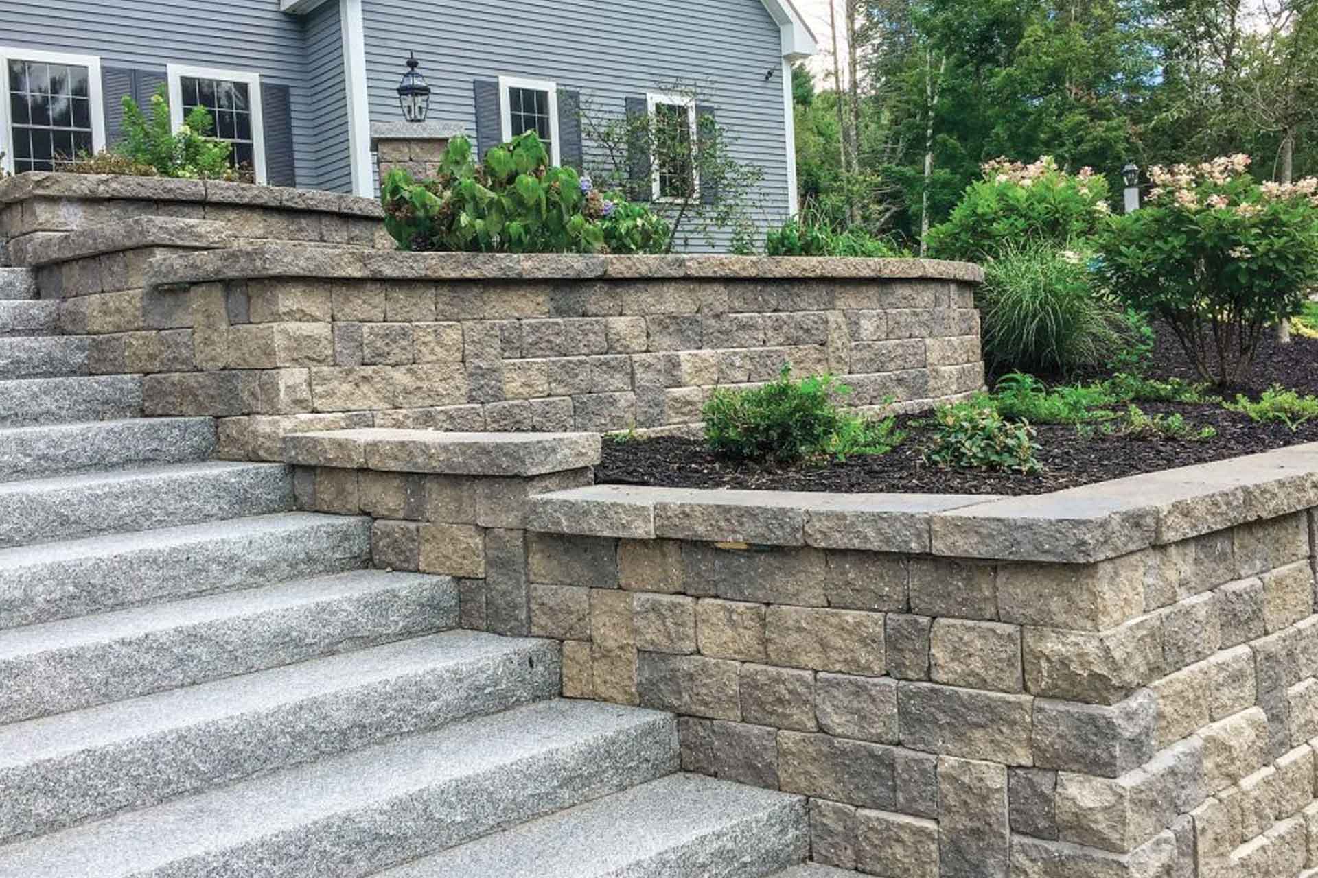 Granite retaining wall contractor in Minnesota