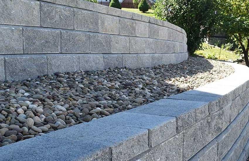 Concrete retaining wall project Minnesota