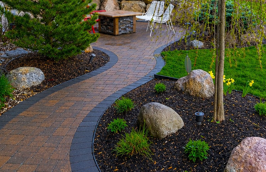 Paver sidewalk and walkway installation Minnesota